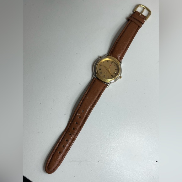 *READ.. Gucci MONDIALE Watch 8200 M brown Watch gold plated 18k - Picture 11 of 14